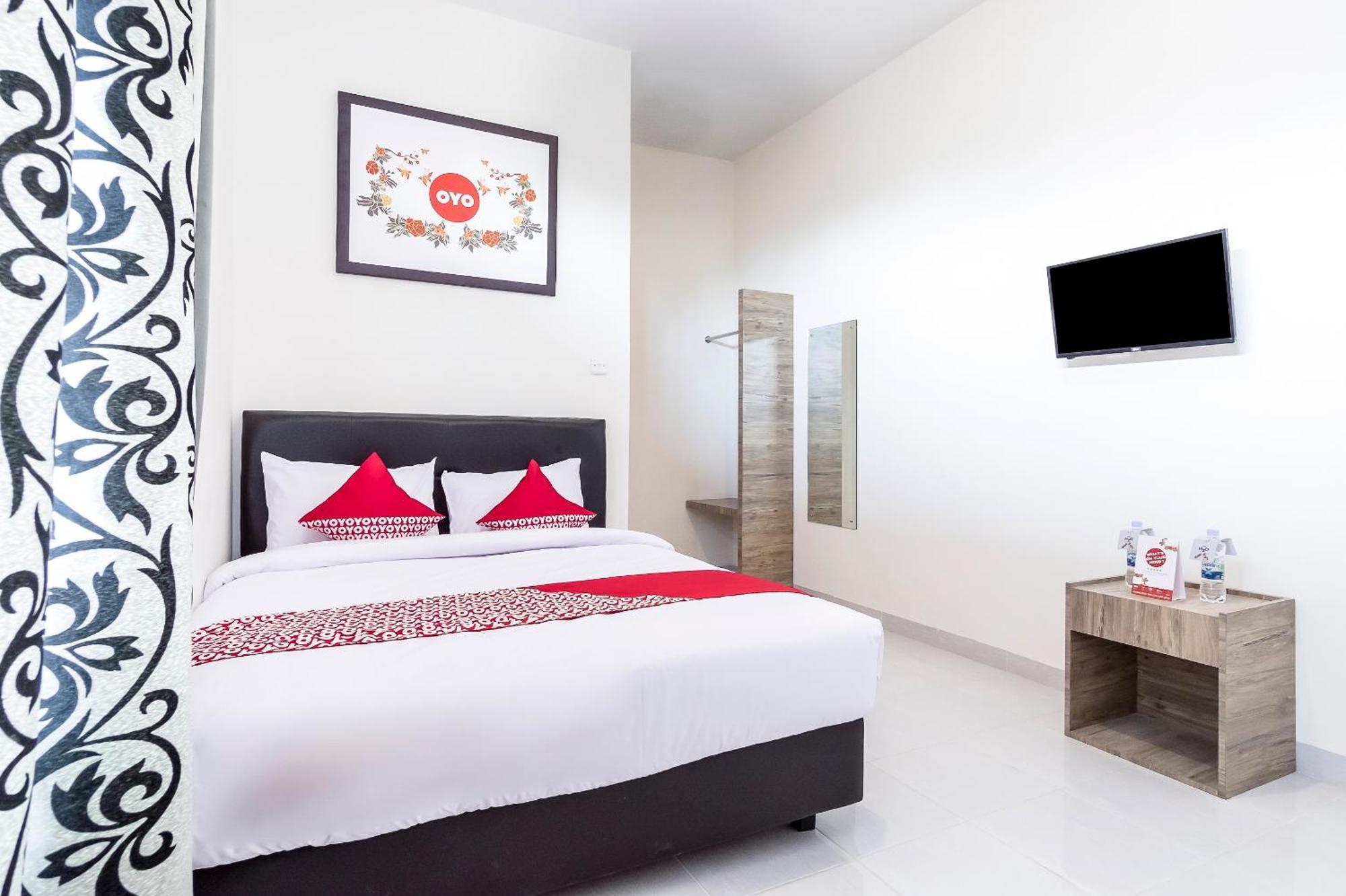Super Oyo Capital O 873 Kamani Homestay Syariah Медан Екстериор снимка