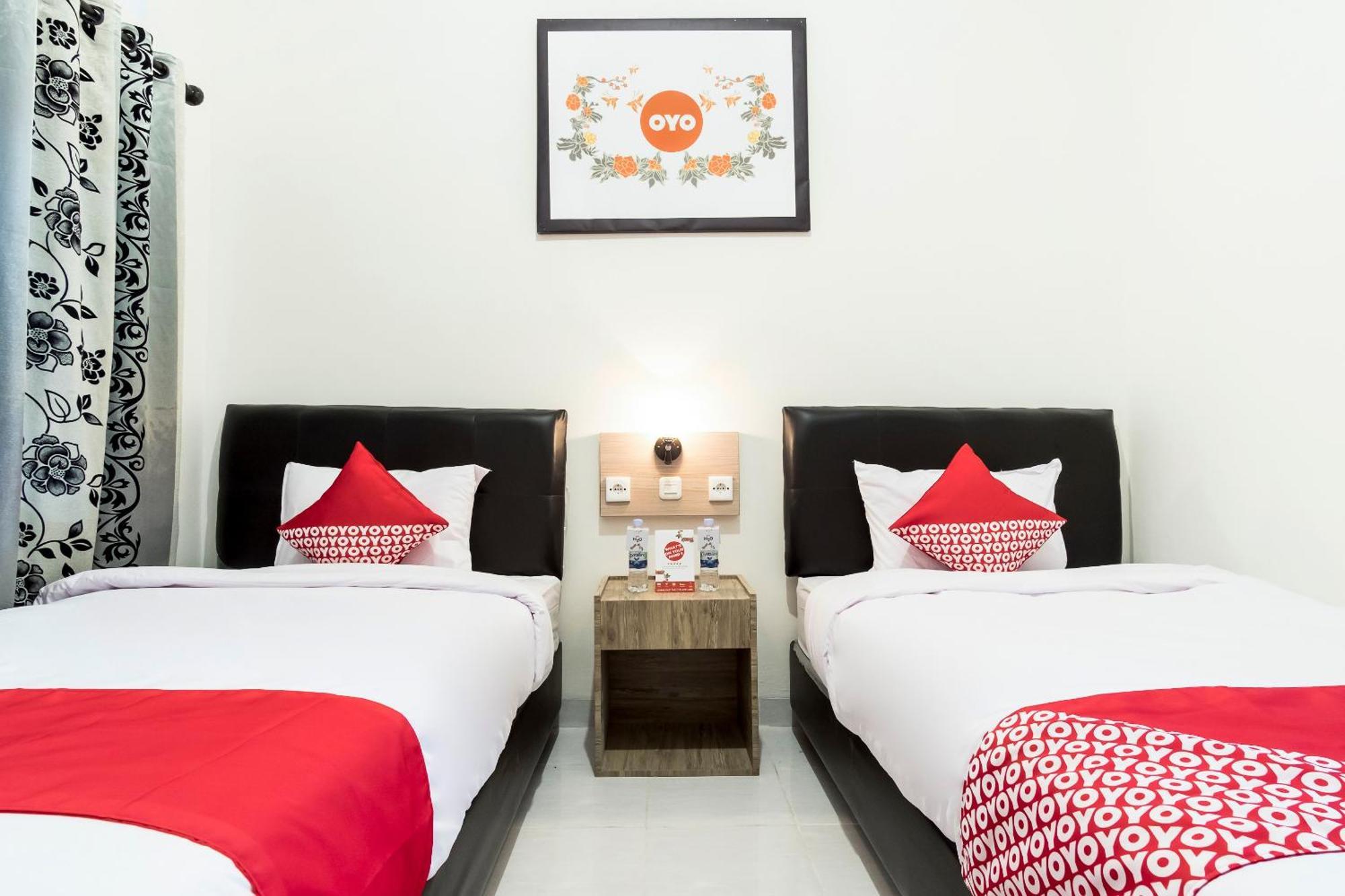 Super Oyo Capital O 873 Kamani Homestay Syariah Медан Екстериор снимка