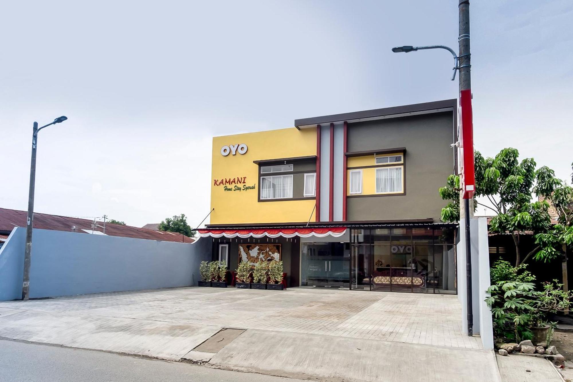Super Oyo Capital O 873 Kamani Homestay Syariah Медан Екстериор снимка